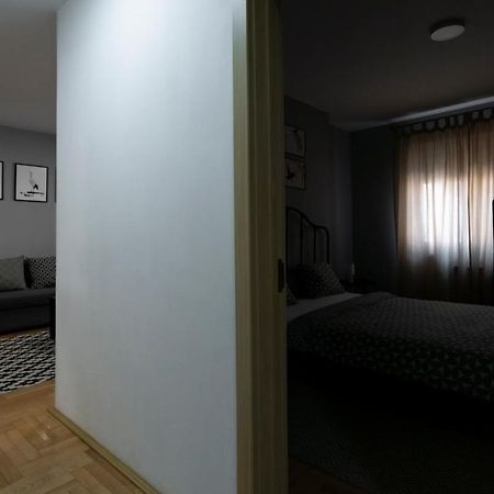 Central Fenix Apartment - Free Private Parking-Fast Wi-Fi Novi Sad Exteriér fotografie