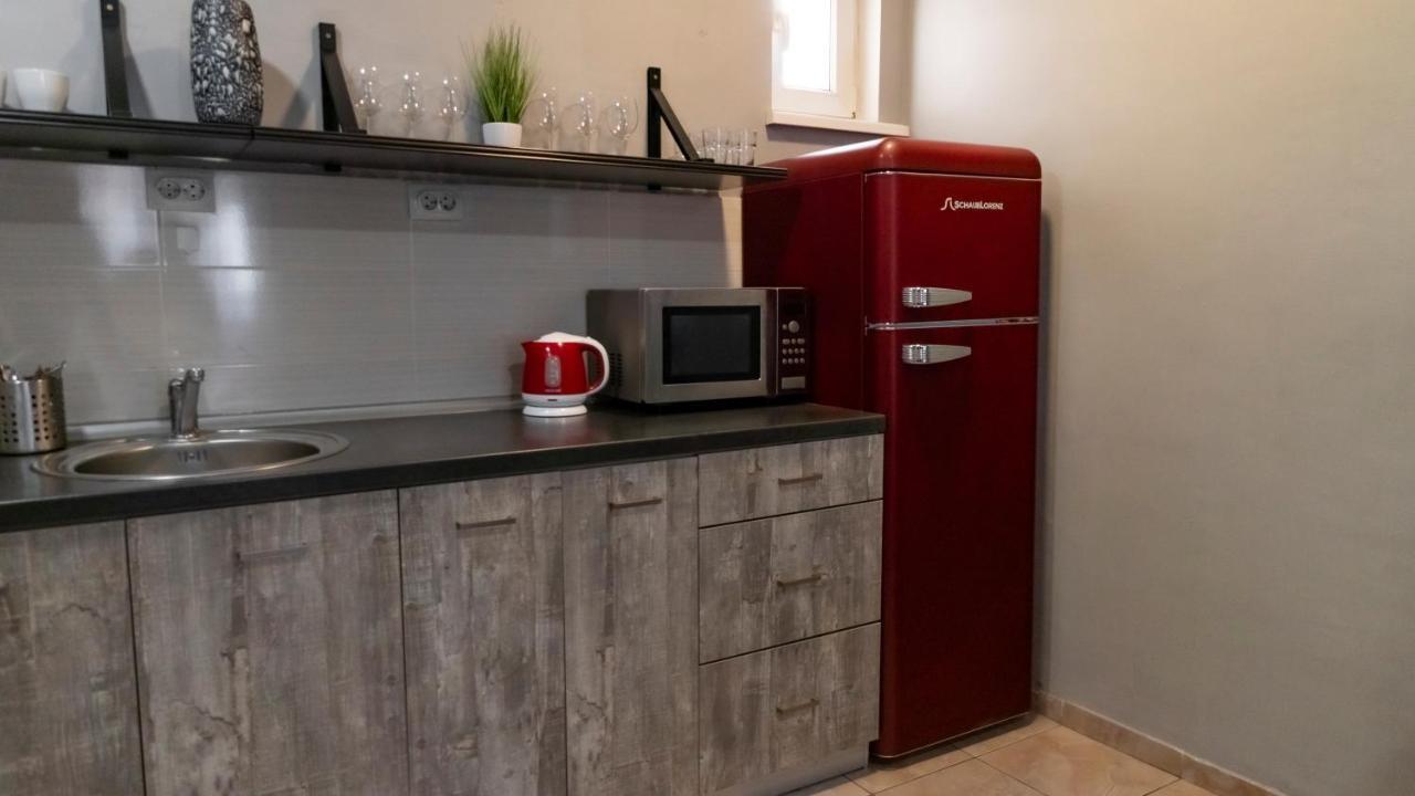 Central Fenix Apartment - Free Private Parking-Fast Wi-Fi Novi Sad Exteriér fotografie