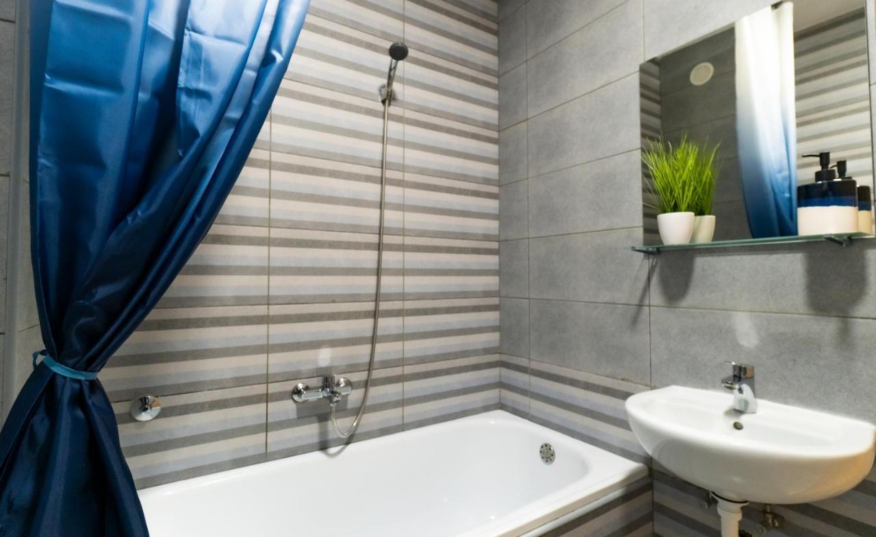 Central Fenix Apartment - Free Private Parking-Fast Wi-Fi Novi Sad Exteriér fotografie